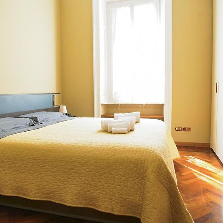 Wonderful Downtown Apartment-Hd Netflix, King-Size Bed, Two Minutes' Walk From Metro Milan Bagian luar foto