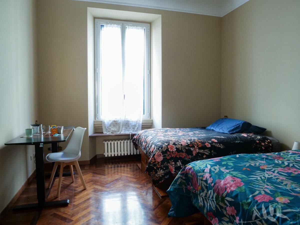 Wonderful Downtown Apartment-Hd Netflix, King-Size Bed, Two Minutes' Walk From Metro Milan Bagian luar foto
